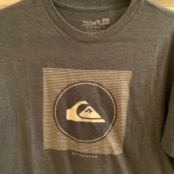 Quicksilver t-shirt. - Picture 6 of 6